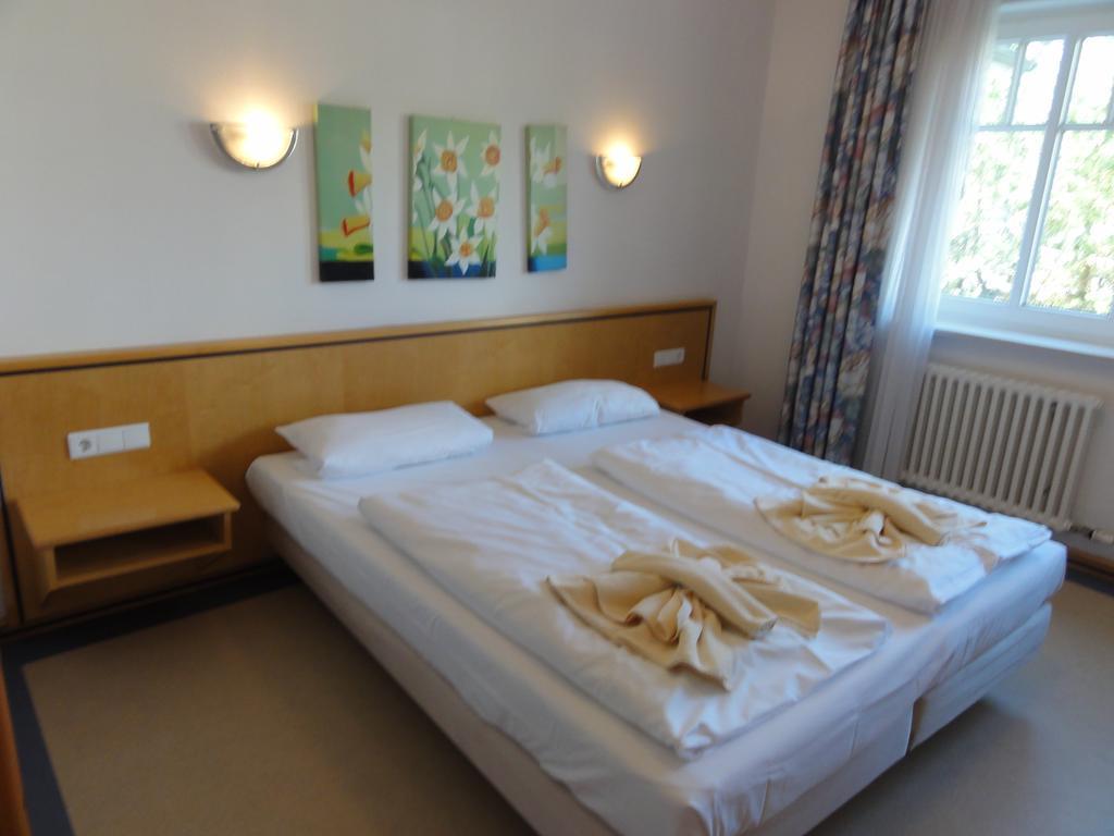 Ferienwohnung Im Duenenpark Binz Room photo